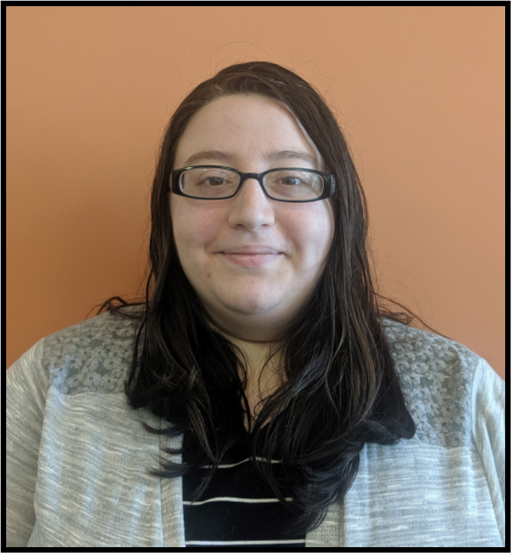 Rachel Vecchione headshot